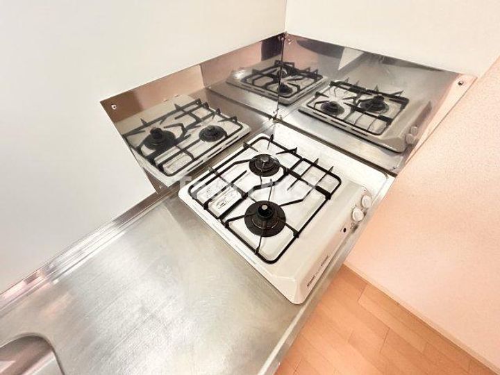 ノートアール107のキッチン