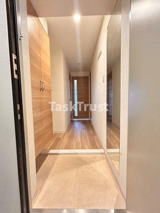 レミオコート都島の玄関