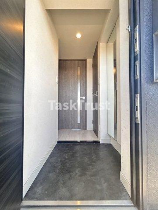 プレサンス森ノ宮 THEゲートの玄関