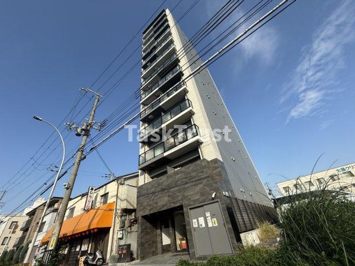 エグゼ大阪城イーストの外観