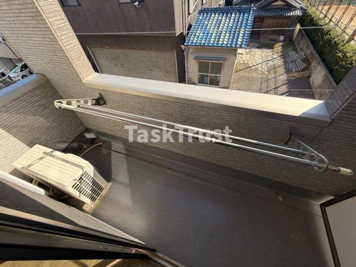 MARK VILLA 放出のその他画像