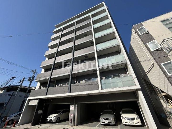 ラルーチェ北梅田の外観