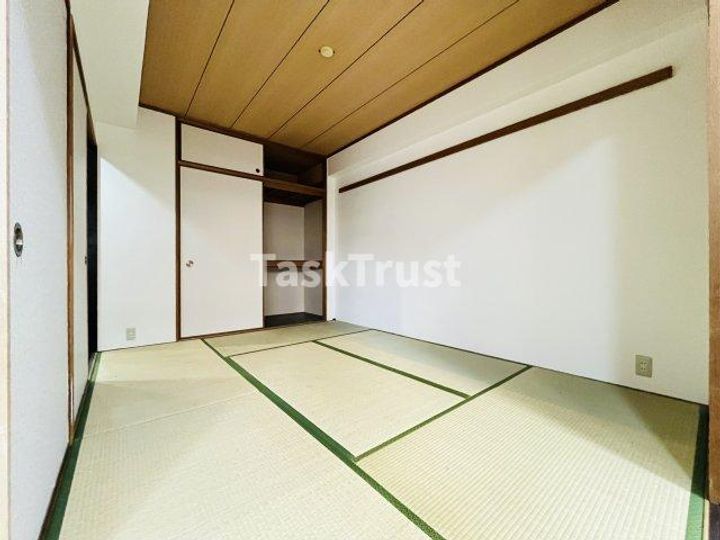 パードレ関目の内装