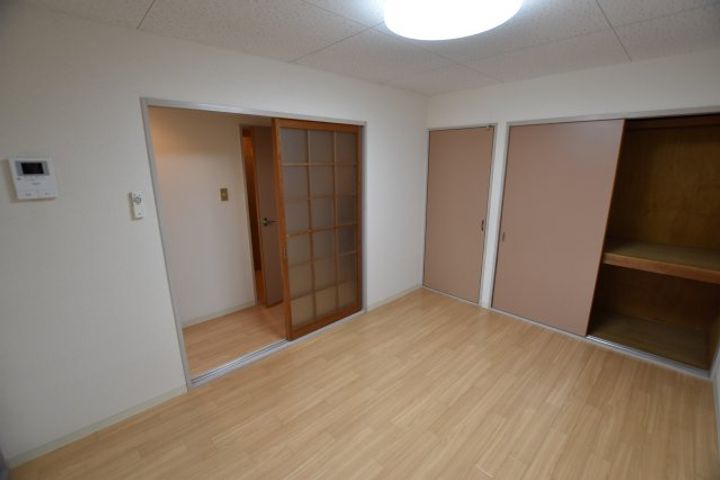 メゾン・ドゥ・ヴァン上赤江の寝室