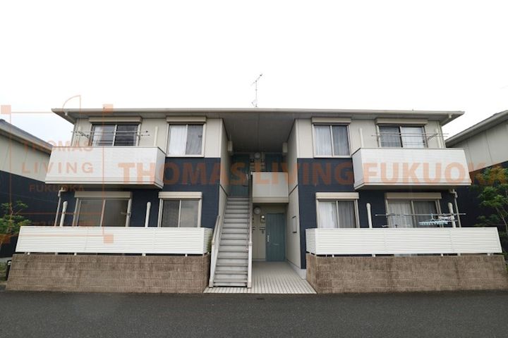 シュトラールC101の外観