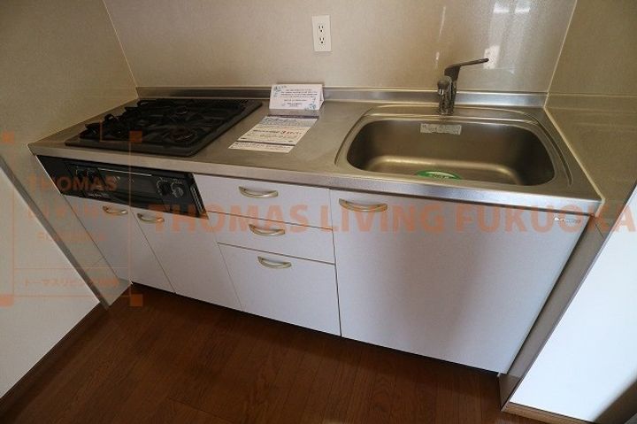 E.POPULAR804のキッチン