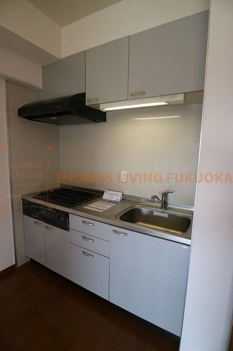 E.POPULAR804のキッチン