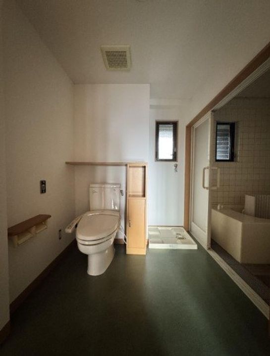 ラフテル小郡の内装