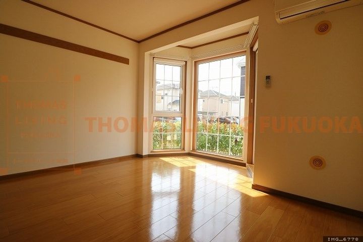 サンベールコガC103の居間