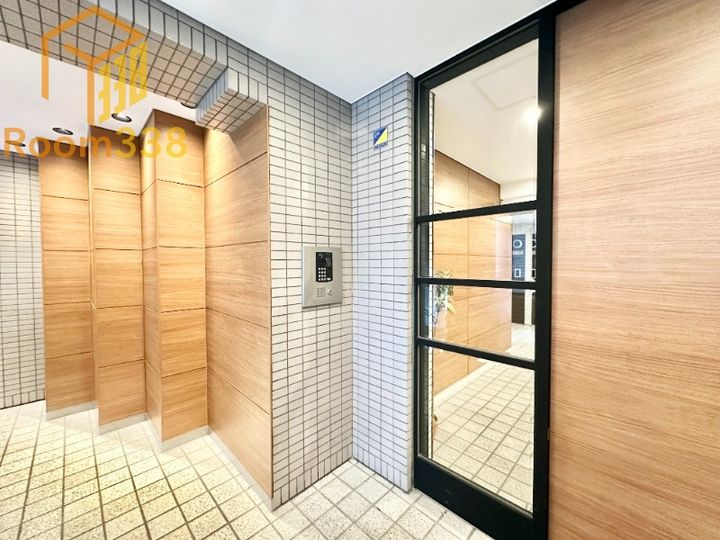 東京都新宿区若松町(マンション)の賃貸物件の玄関