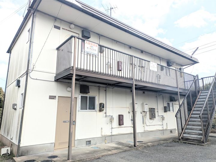 長府台ハイツ102の外観