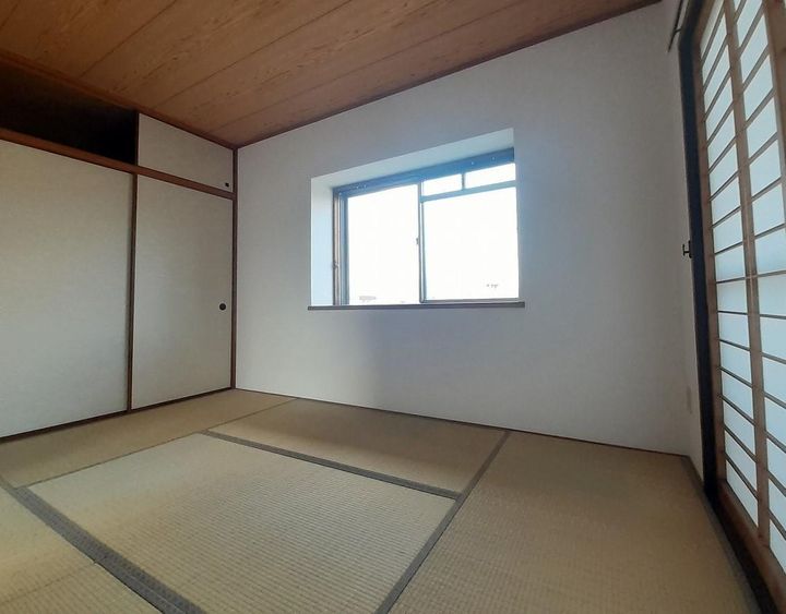 フルハウス稗田301の内装