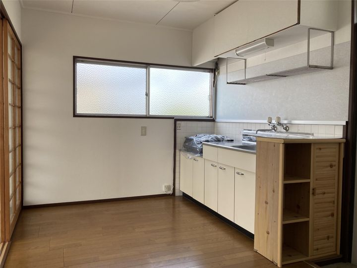 和泉ハイツA棟203の内装