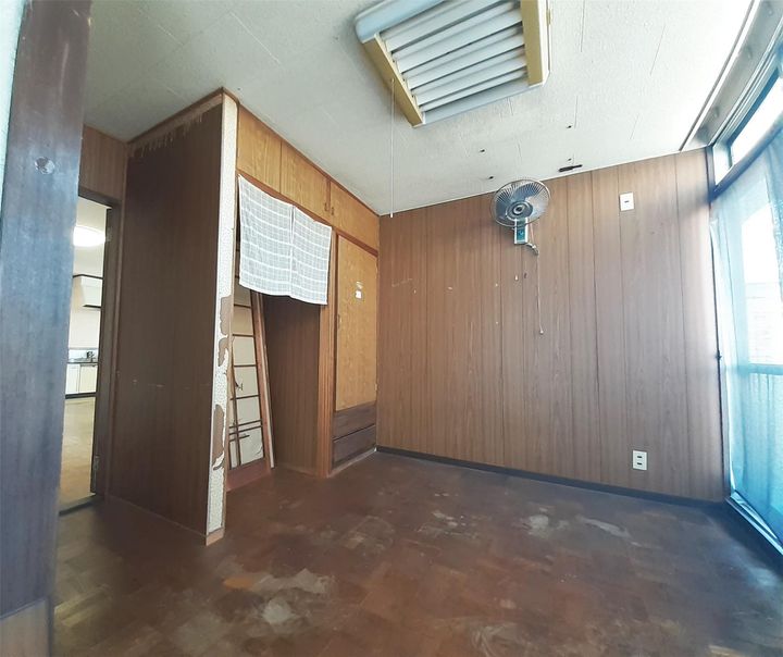 垣本ビル2Fの内装
