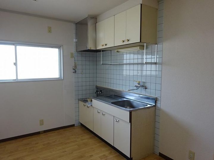 第3山下ビル205のキッチン
