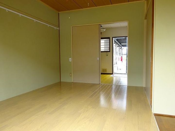 藤井ハイツB105の居間