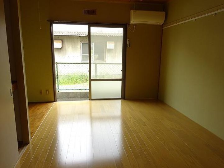 藤井ハイツB105の寝室