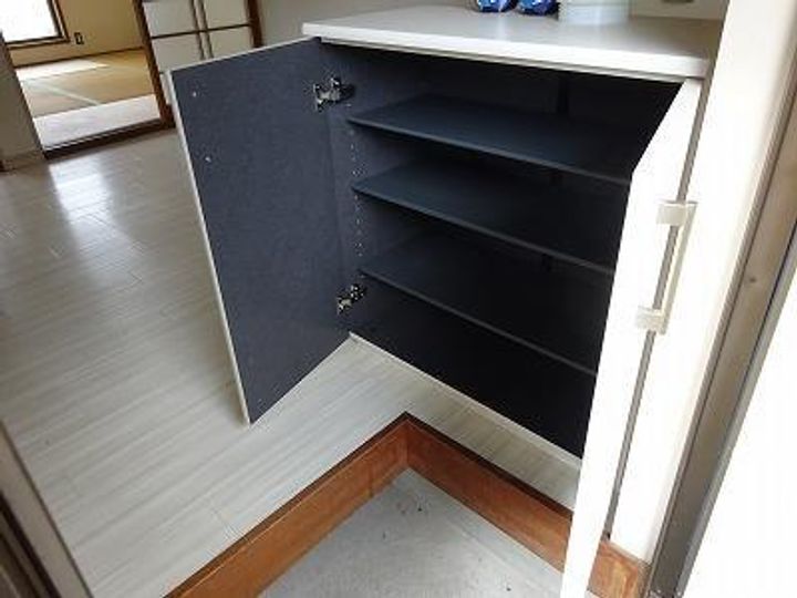 グリーンハイツ愛101の玄関