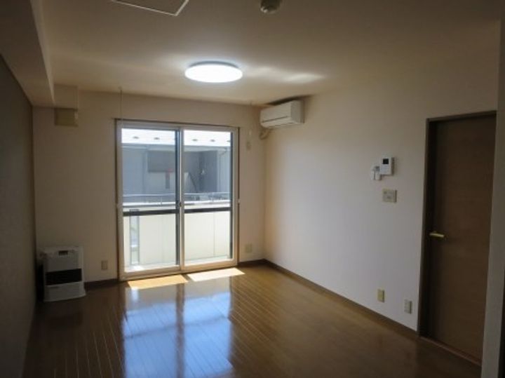 マンションタケイシの居間