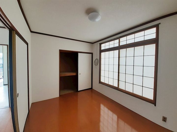 サンフラワー1号室の寝室
