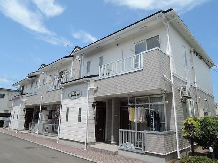 フローリッシュ諏訪の外観