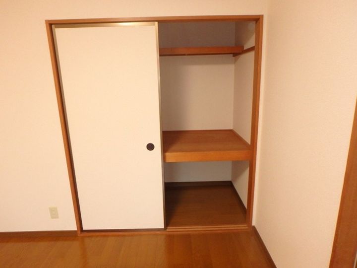 セジュールワヤマCの内装