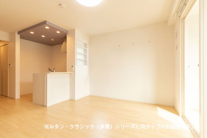 カームリーの居間