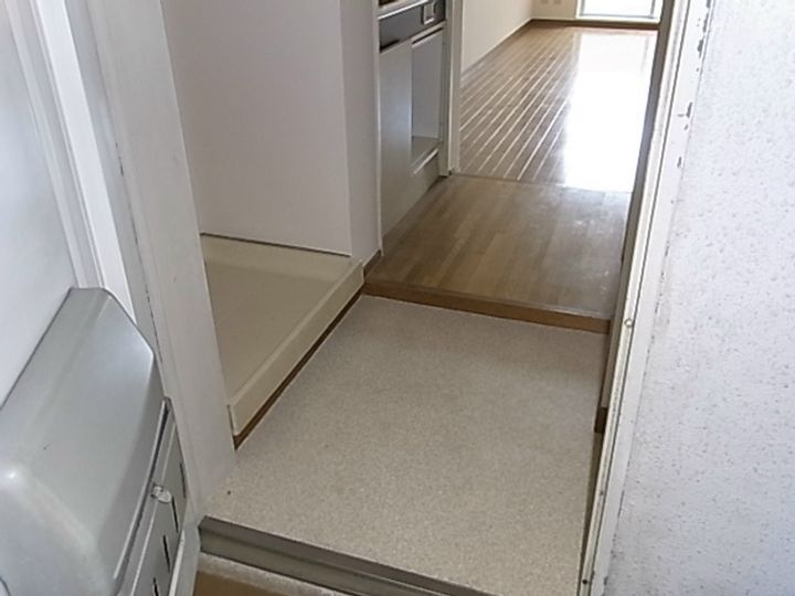 シティライフSTの玄関