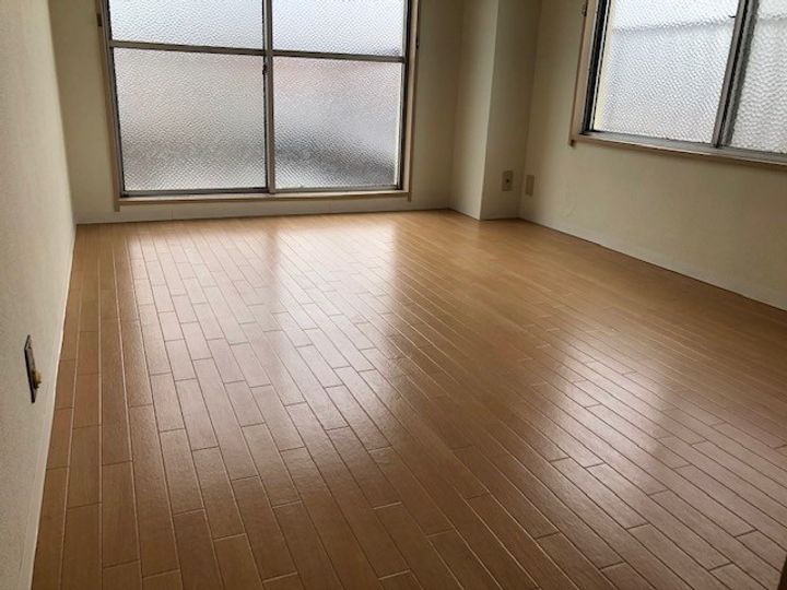 大宅マンションの寝室