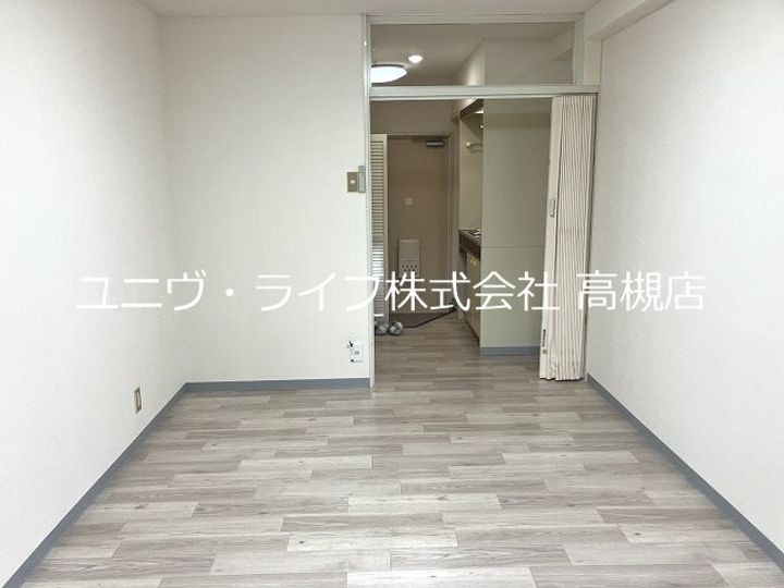 芥川グリーンハイツの居間