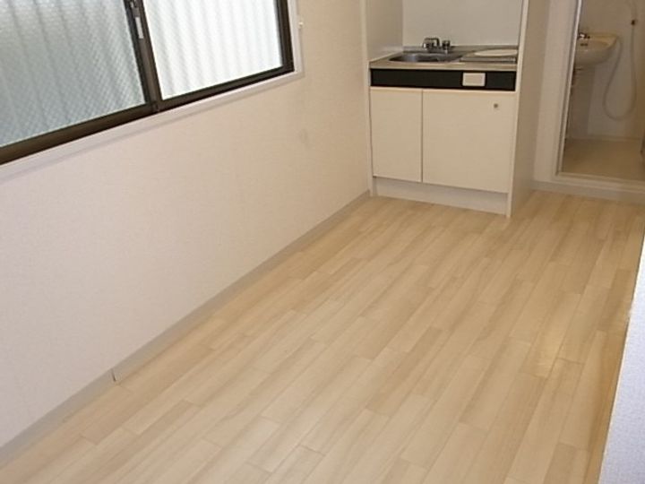 サンピア西真上の居間