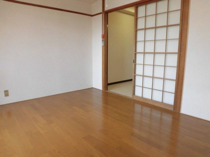 レジデンス摂津の寝室
