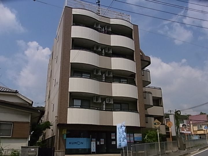 アンフィニィ松ヶ丘の外観