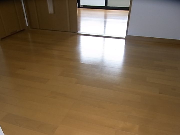 アンフィニィ松ヶ丘の居間