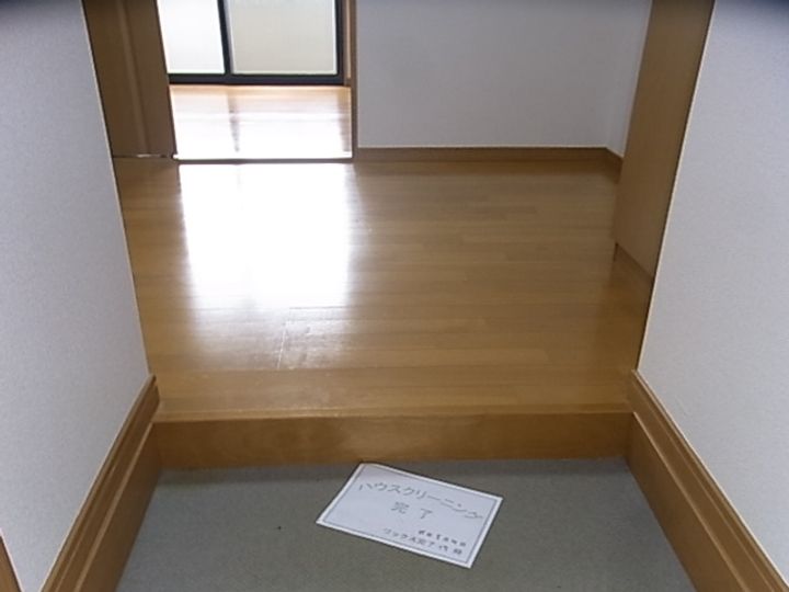 アンフィニィ松ヶ丘の玄関