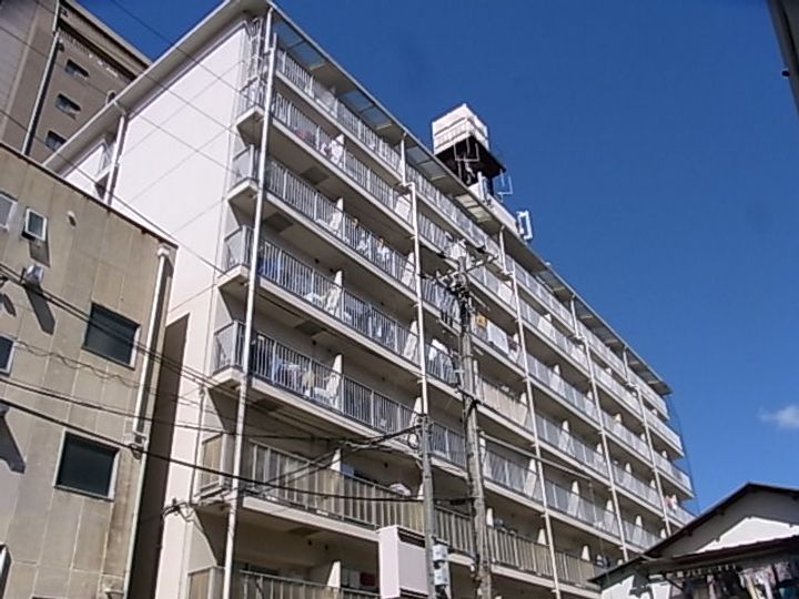 エスアイマンションの外観