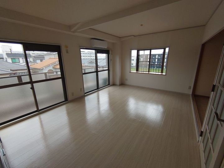 グランディ栄町のその他画像