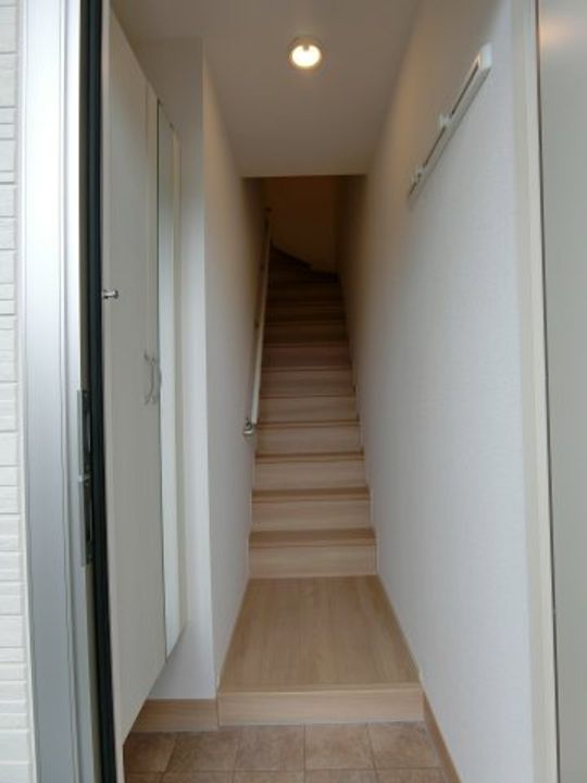 D-roomパーシモンの玄関