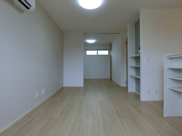 D-roomパーシモンの居間