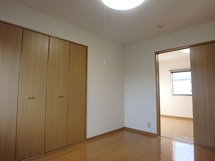 パープルKの内装