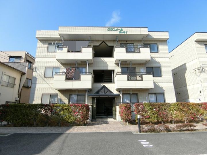 グランメール旗ヶ崎Ⅰの外観
