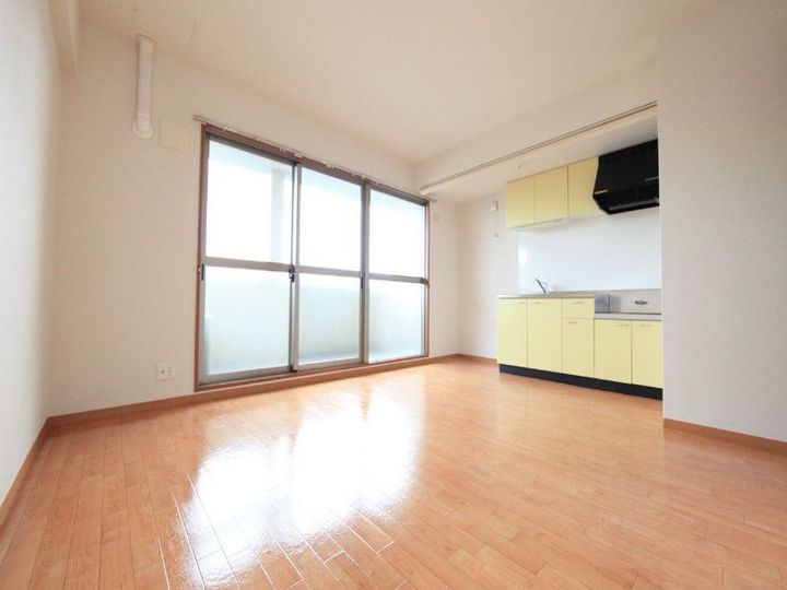 愛知県名古屋市北区萩野通1丁目(マンション)の賃貸物件の居間
