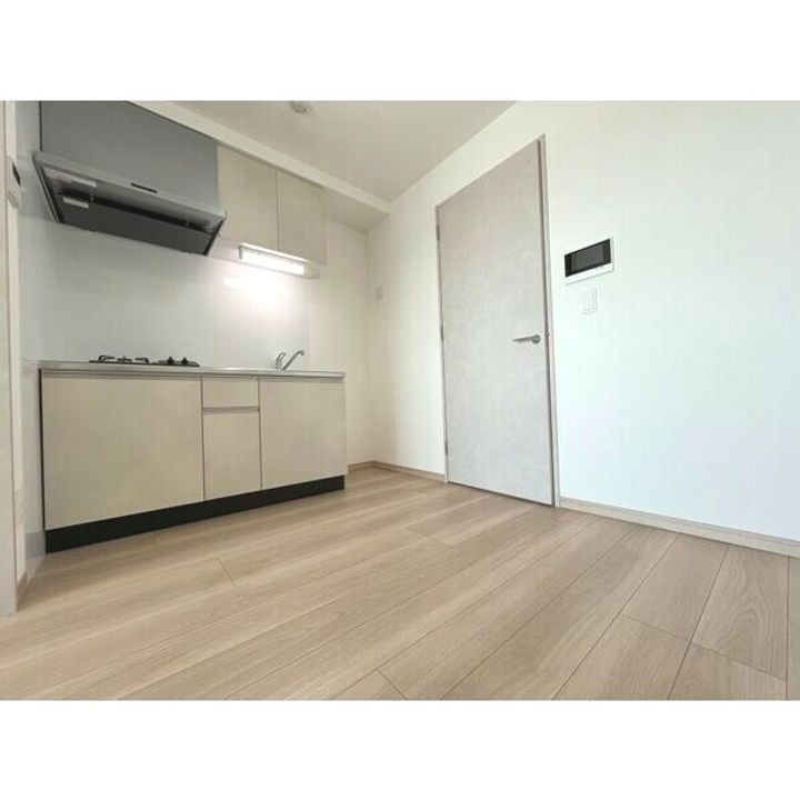 愛知県名古屋市中村区畑江通4丁目(マンション)の賃貸物件の居間