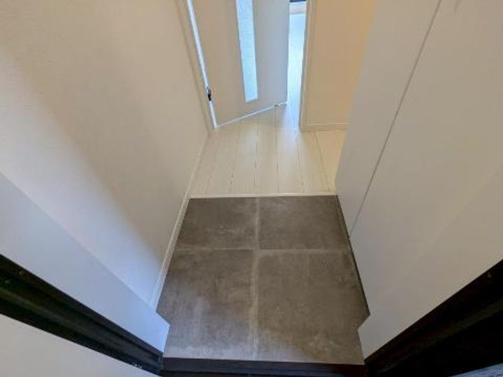 愛知県名古屋市西区則武新町1丁目(アパート)の賃貸物件の玄関