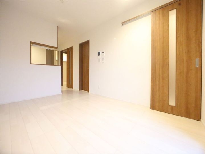 愛知県名古屋市中村区沖田町(アパート)の賃貸物件の居間