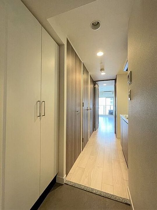 愛知県名古屋市中区錦1丁目(マンション)の賃貸物件の玄関