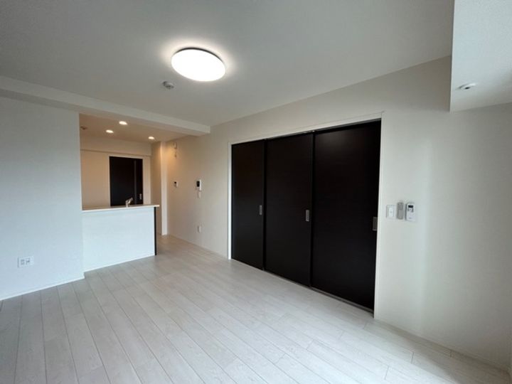 愛知県名古屋市中区千代田3丁目(マンション)の賃貸物件の居間