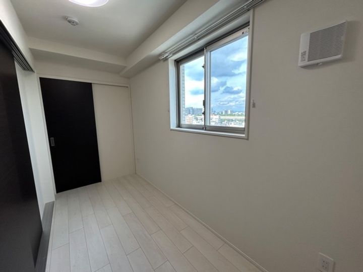 愛知県名古屋市中区千代田3丁目(マンション)の賃貸物件の居間