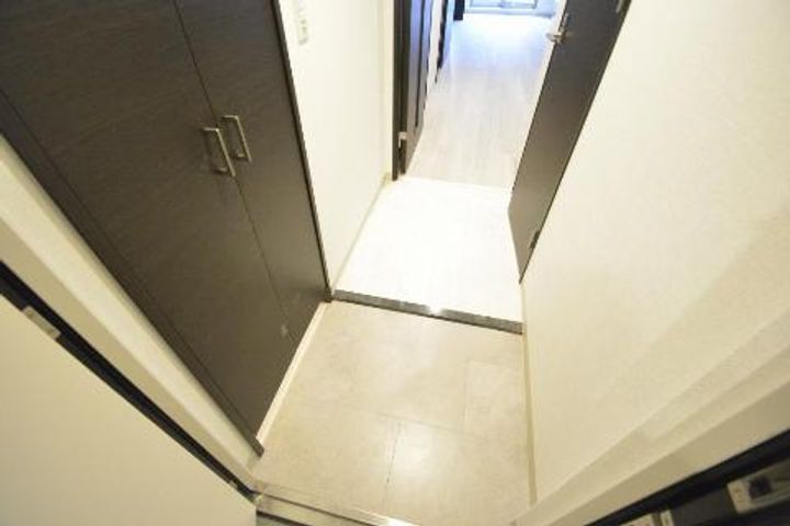 愛知県名古屋市東区葵2丁目(マンション)の賃貸物件の玄関