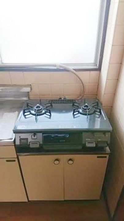 リバーサイドビル202のキッチン